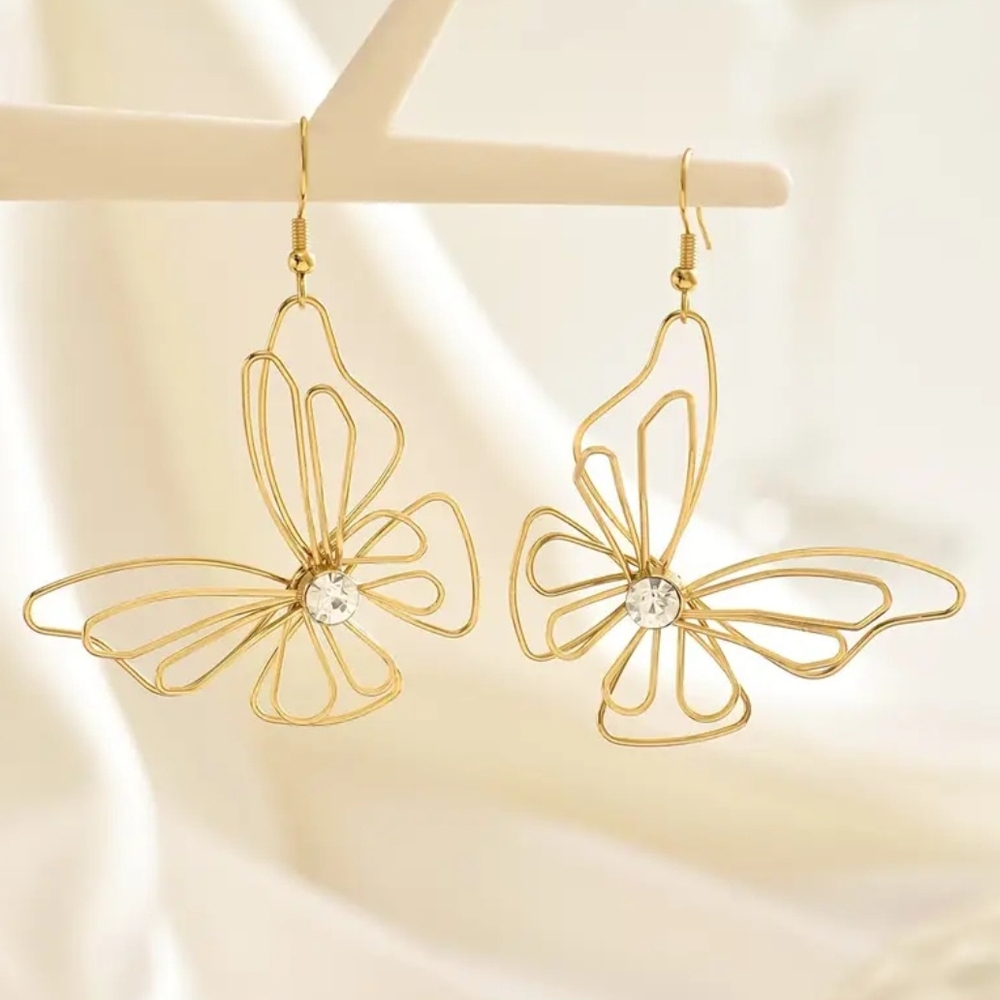 Elegant Gold Butterfly Earrings - Picture 3 of 3